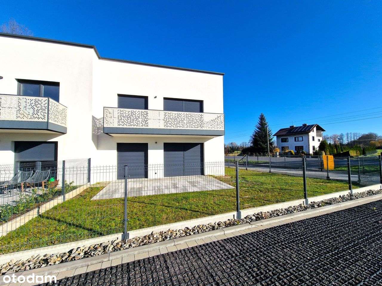 Nowoczesny Apartament Do Zamieszkania, Ogródek-15