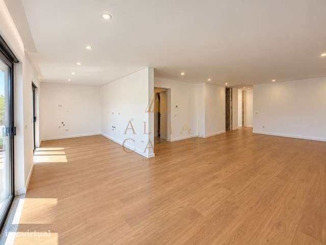 Fantástico apartamento T2 Novo-4