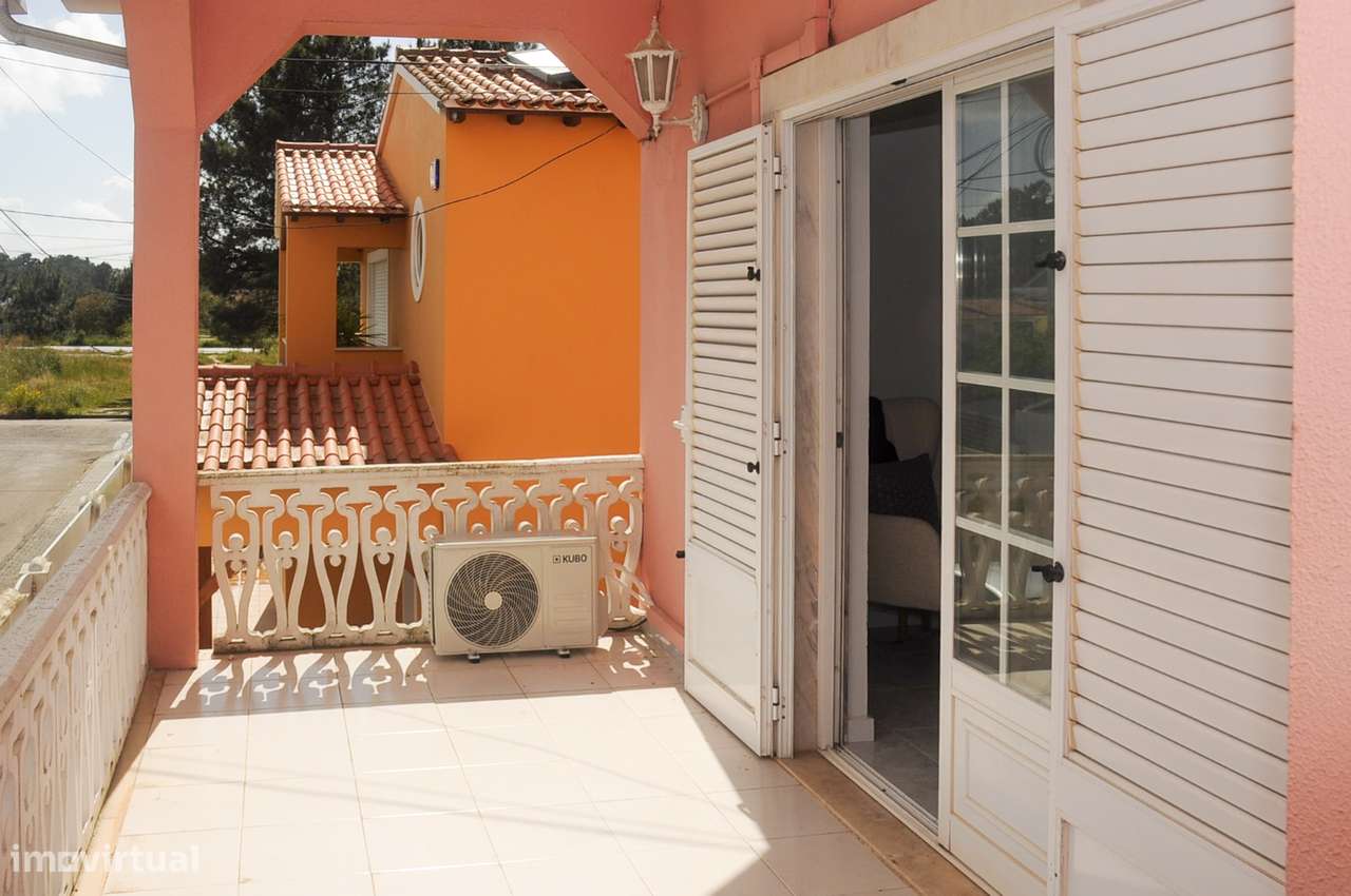 Moradia isolada de 6 assoalhadas com garagem - Zona tranquila-32