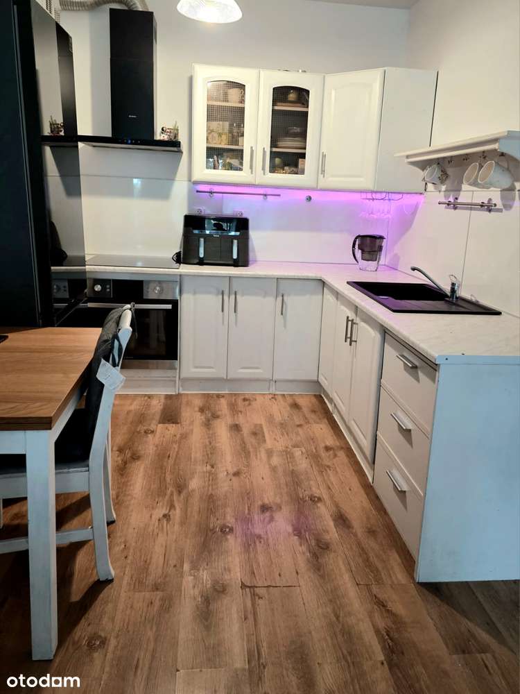 Świetne mieszkanie w spokojnej okolicy z OGRÓDKIEM-7