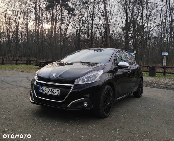 Peugeot 208 1.2 PureTech Style - 1