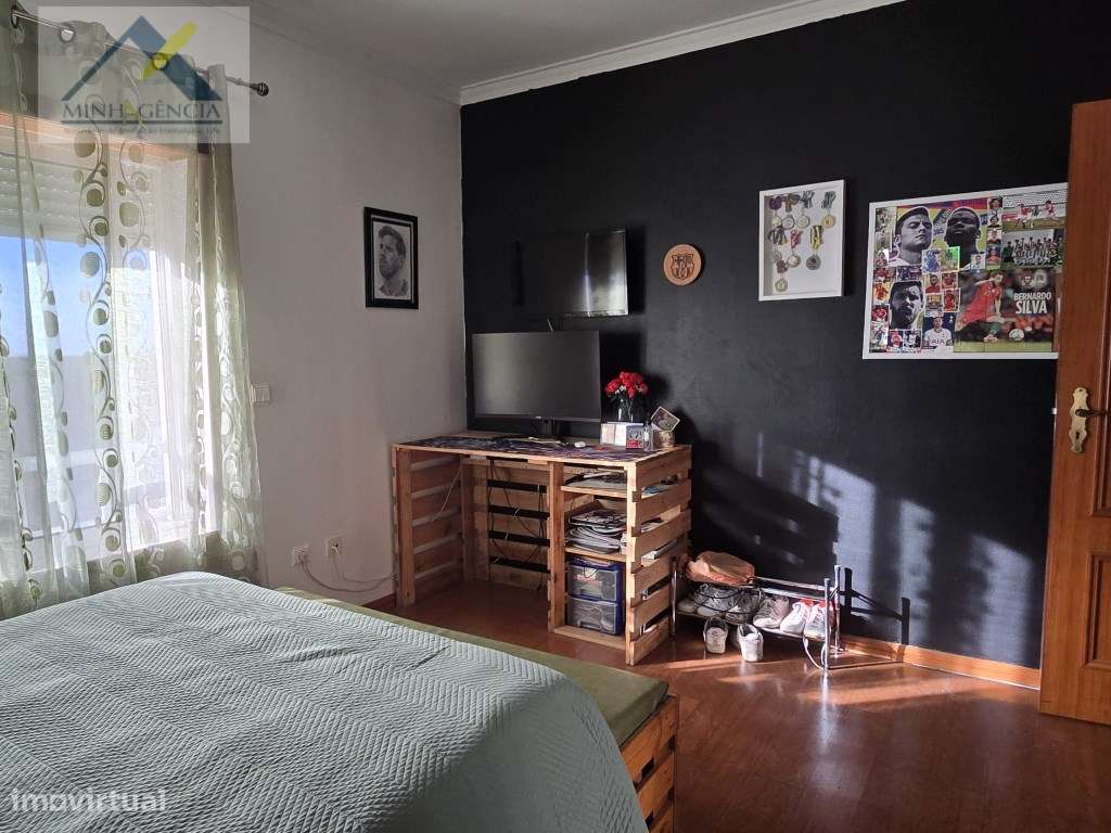 Apartamento T3 com garagem de 45 m2 em Setúbal-24