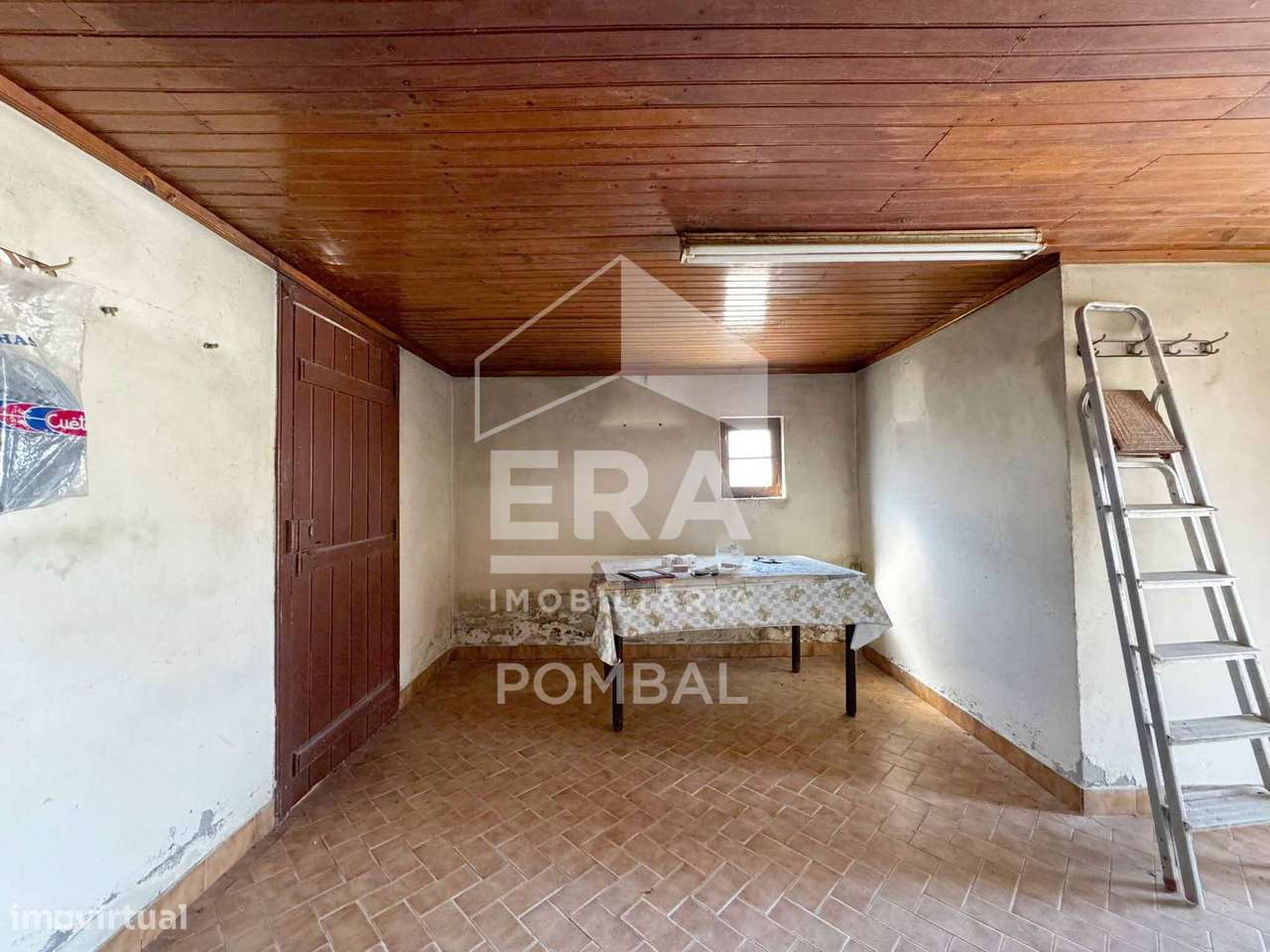 Moradia T3, Santiago e São Simão de Litém e Albergaria dos Doze-8