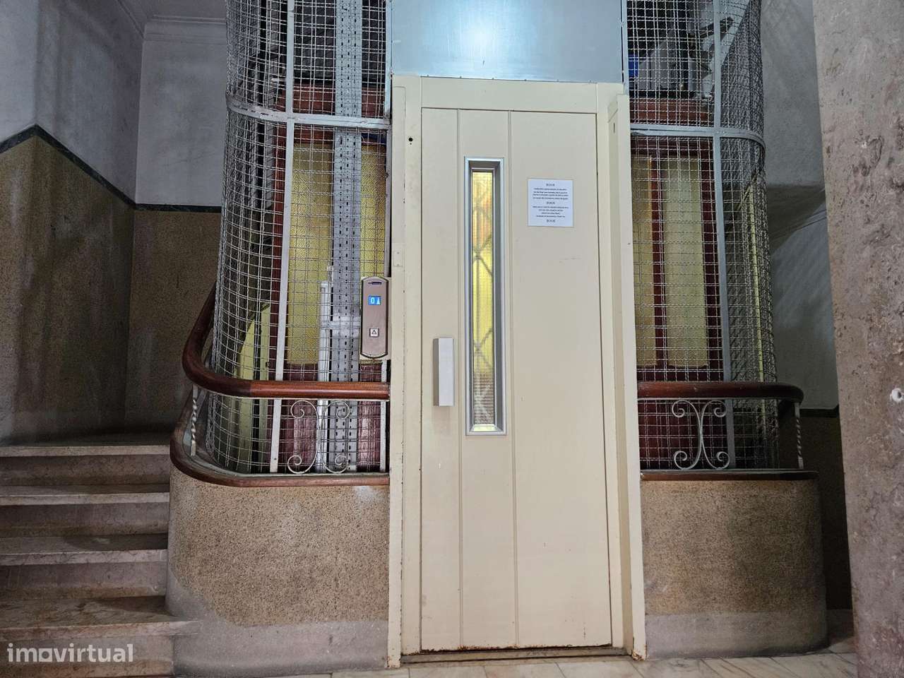 Oportunidade - Apartamento T3 à Praça Paiva Couceiro, Penha de...-13