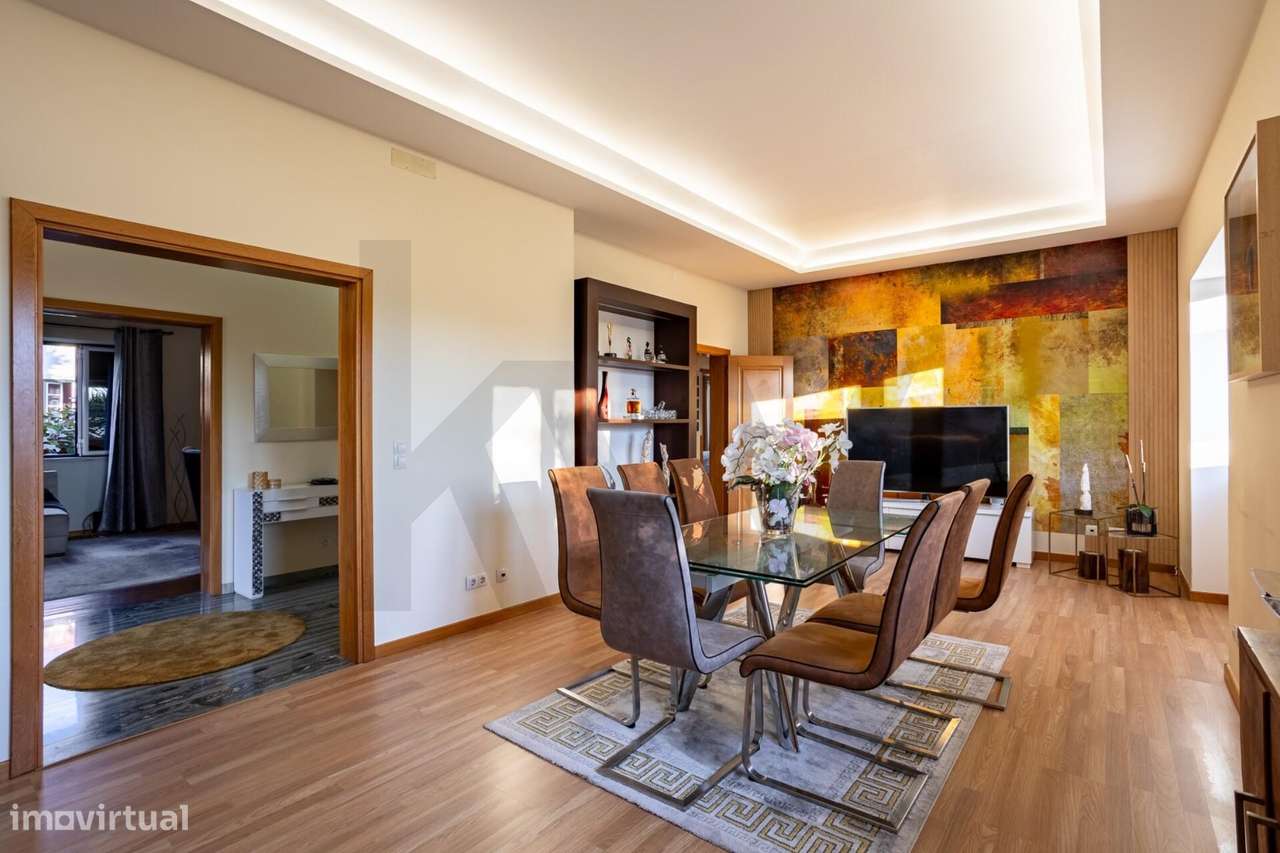 Moradia T7 isolada com piscina em Rio de Mouro. - Grande imagem: 4/54