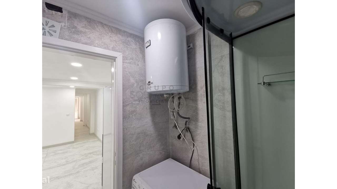 Apartamento T2 em Vale de Milhaços-10
