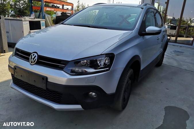 Far stanga/dreapta VW POLO 6R, volan stanga ! - 3