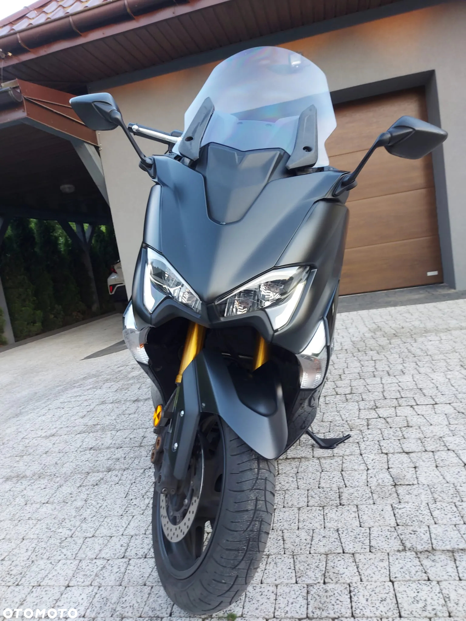 Yamaha Tmax - 29