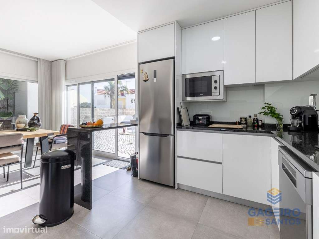 Moradia T4 - Moderna, Inteligente e Eficiente-27