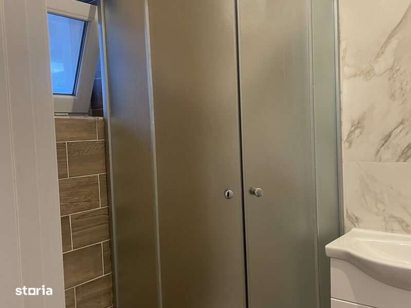 Apartament De Vânzare cu Două Camere  Zona jiului-București-noi sec.1-4