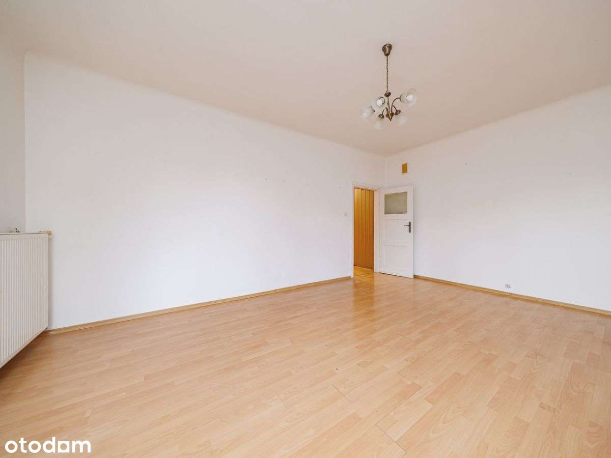 2 pokoje, do remontu, z potencjałem - Pełny obrazek: 3/20