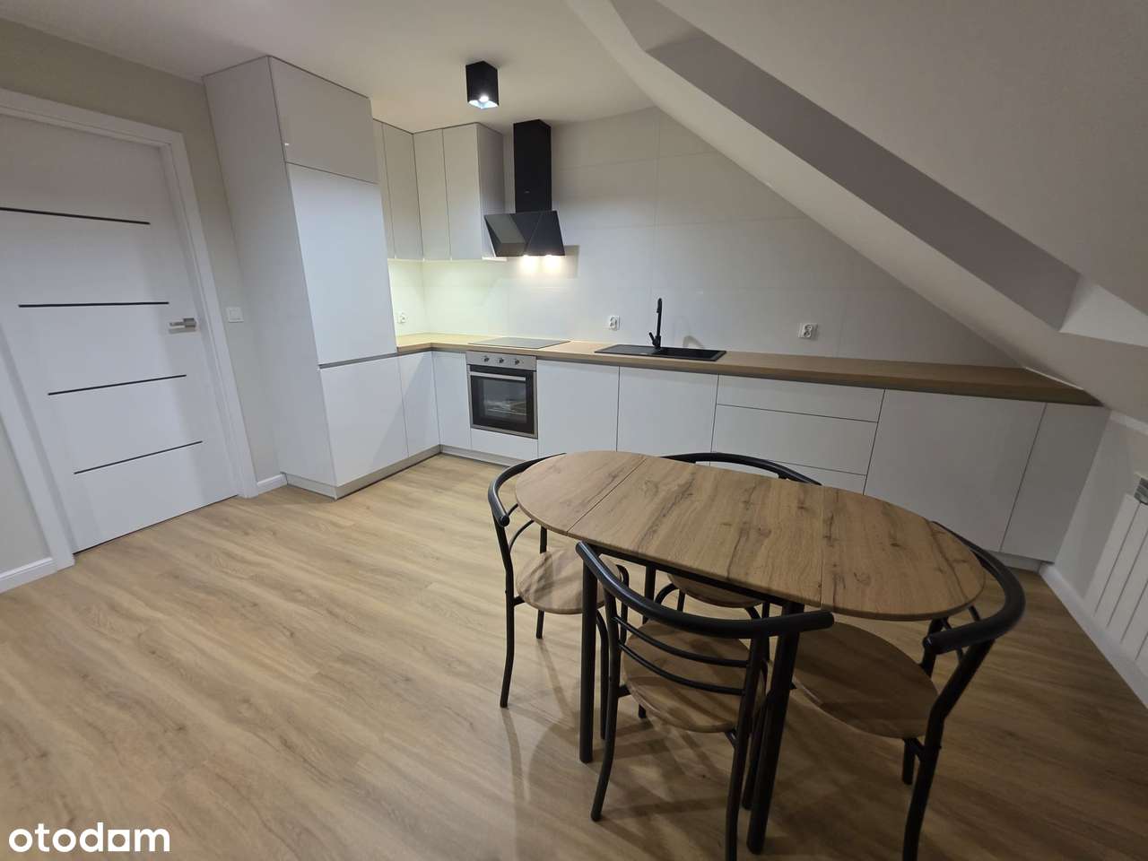 NOWE BEZ CZYNSZU ! Wysoki standard 2 X sypialnia, klima + parking! - Pełny obrazek: 2/14