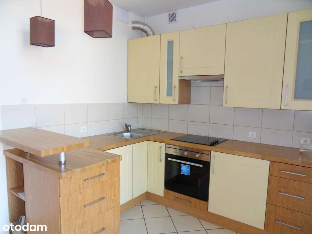 Do sprzedania mieszkanie o pow. 68 m kw. w centrum.-1