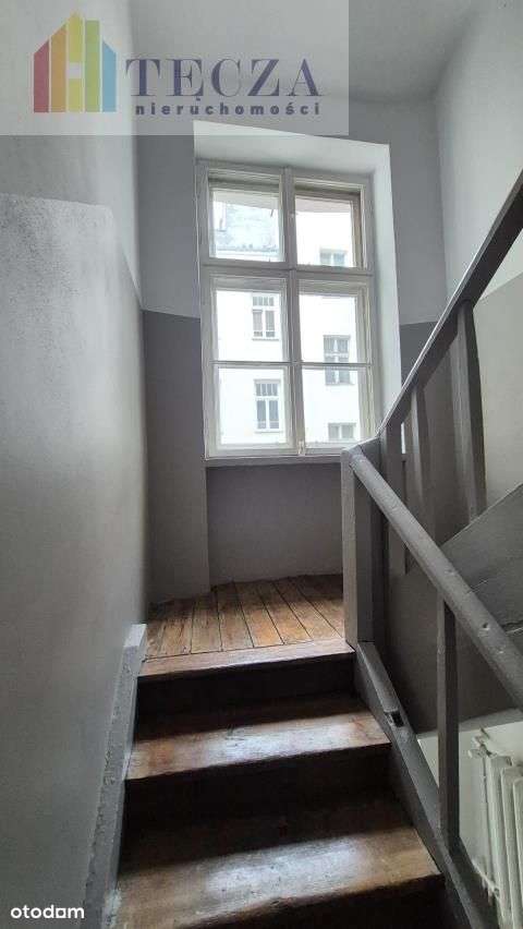 3,5 M wysokości|Kamienica|350 M od Łazienek| Metro-10