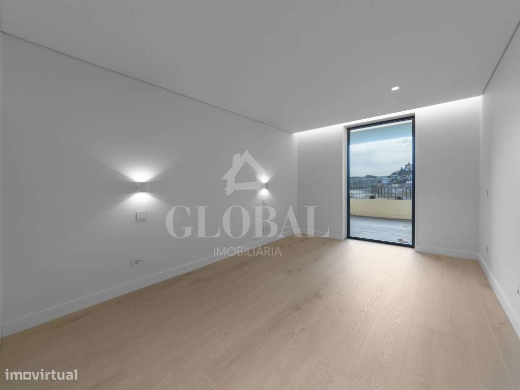 Apartamento T4 Vila Nova de Gaia-16