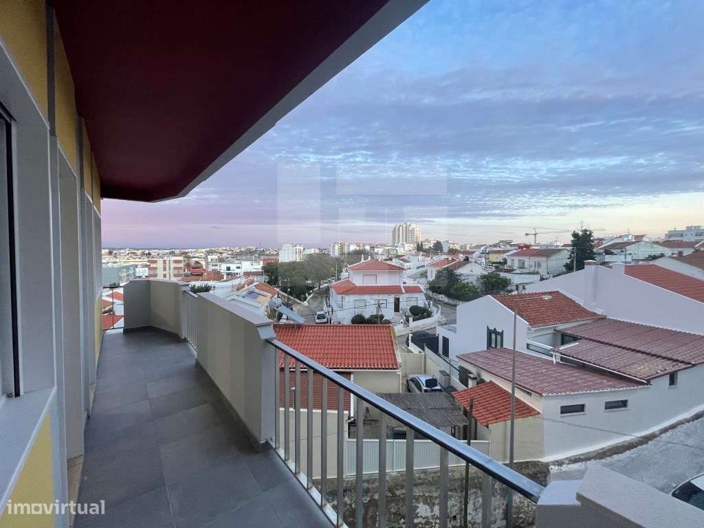 APARTAMENTO T3 - QUINTA DO BISPO, PORTIMÃO-16