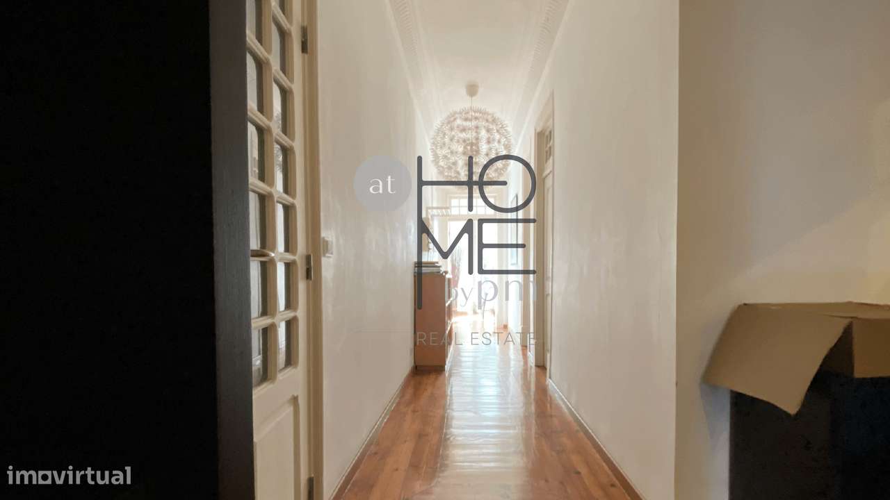 Av. Luís Bívar | T3 + 1 de charme em Lisboa-10