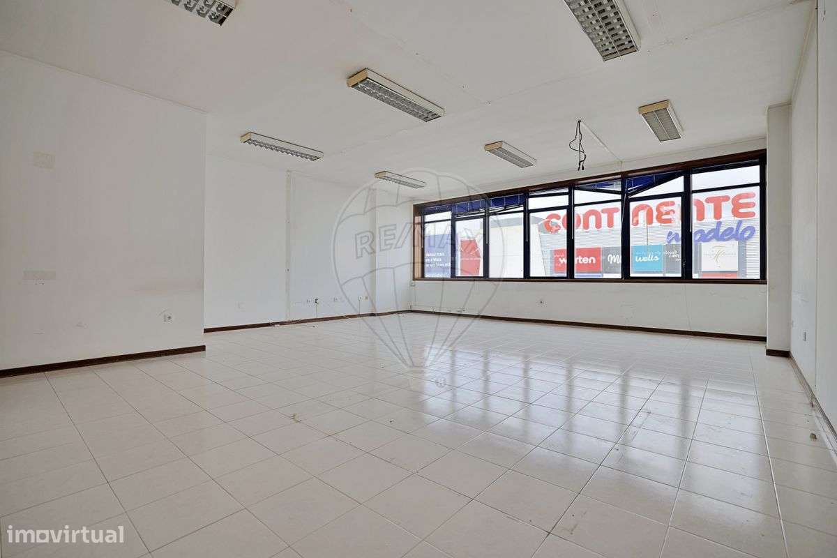 Escritório  para arrendamento - Grande imagem: 2/9