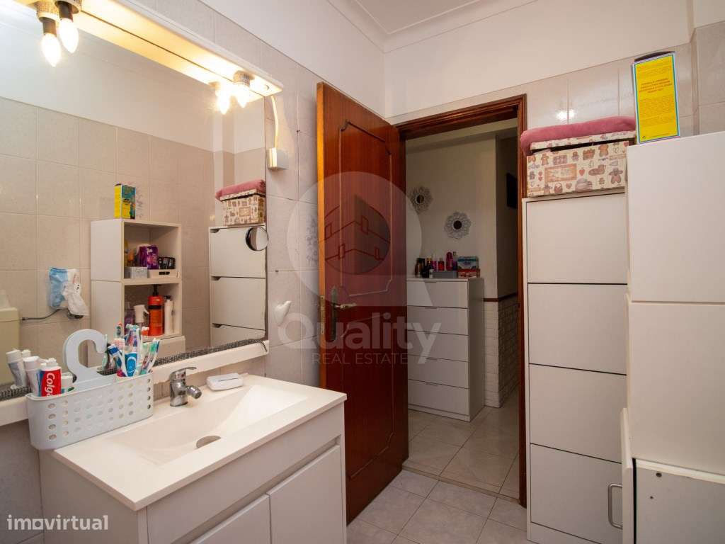 T2 | 86,26 m² | 2.º andar | Lareira | Excelente localização-12