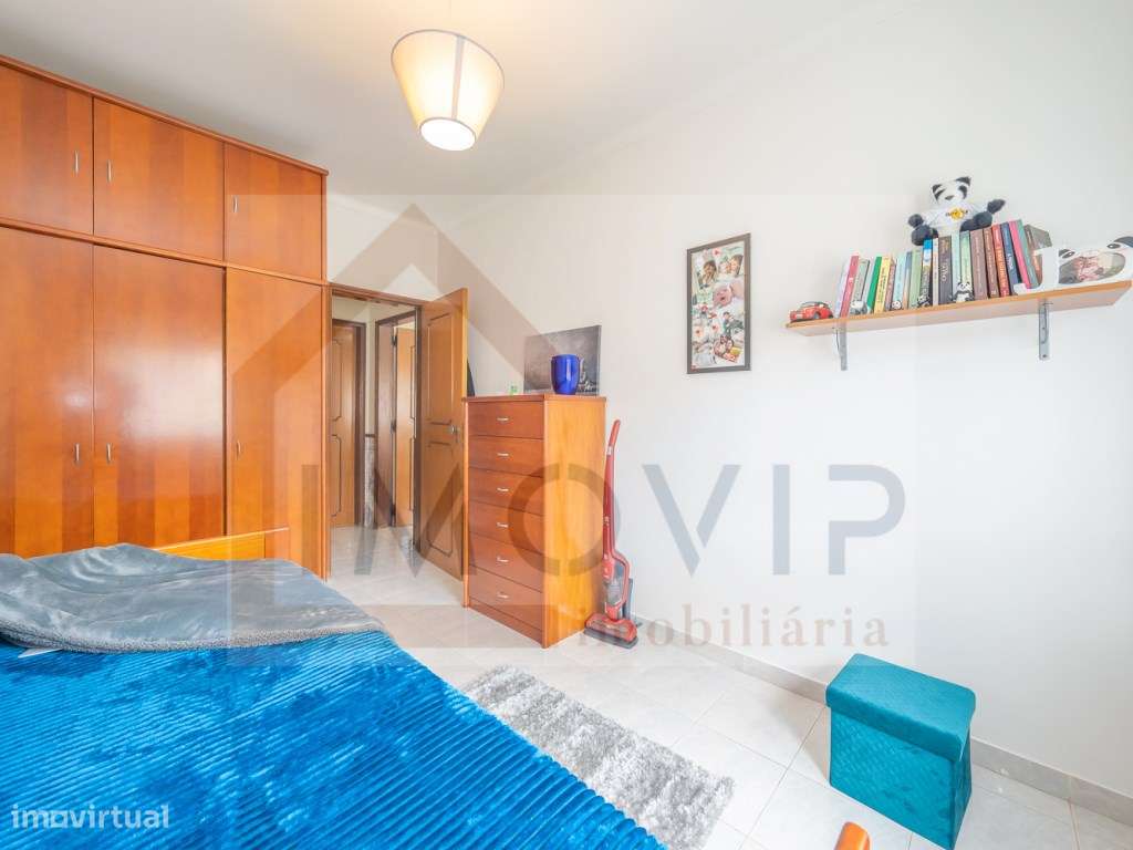 Excelente apartamento T2 no Pinhal NovO-18