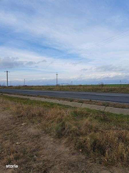 Vand teren intravilan - Imagine principală: 4/7