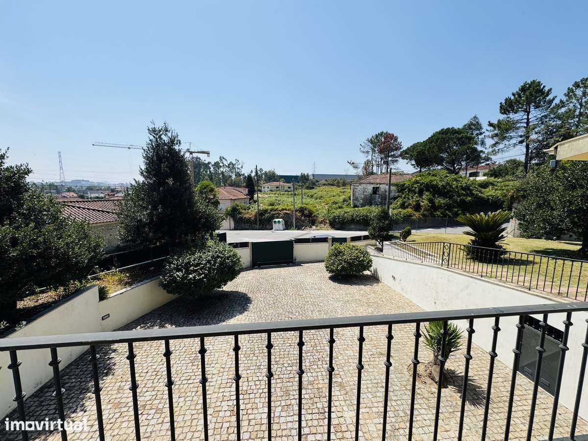 Moradia IndIvidual em Lago-6