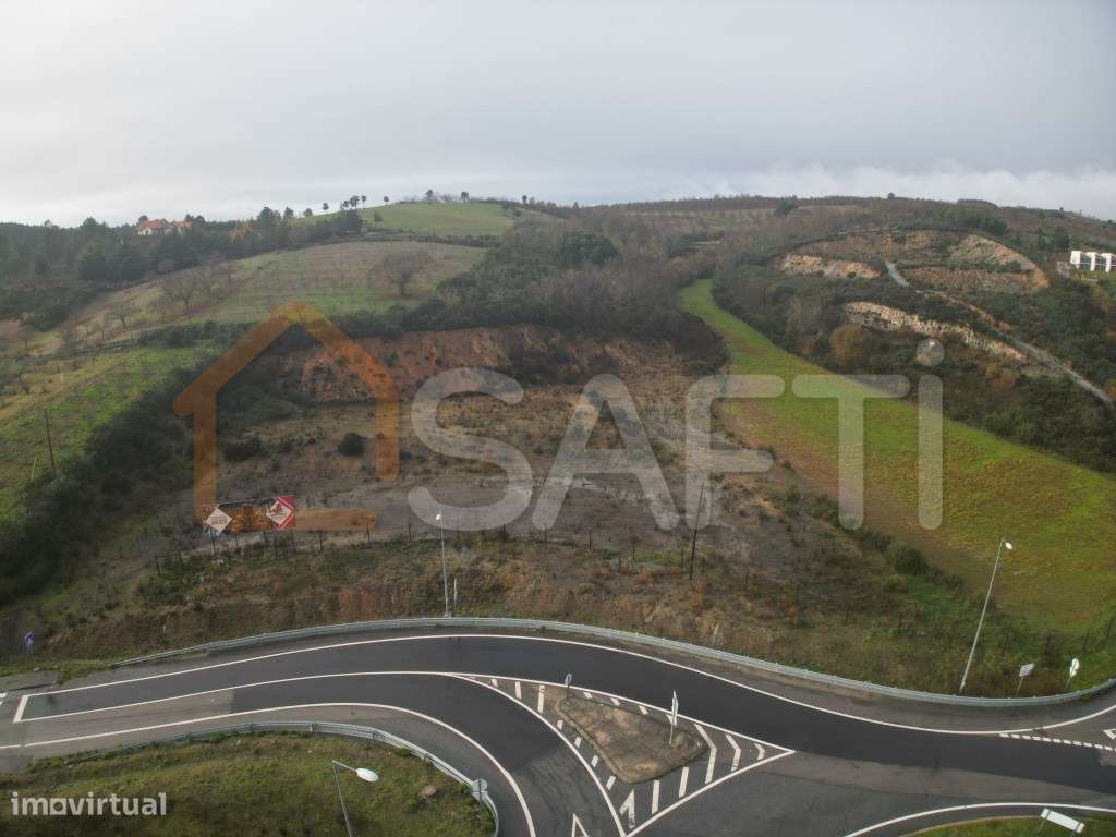 Terreno urbanizável em Podence - Grande imagem: 3/14