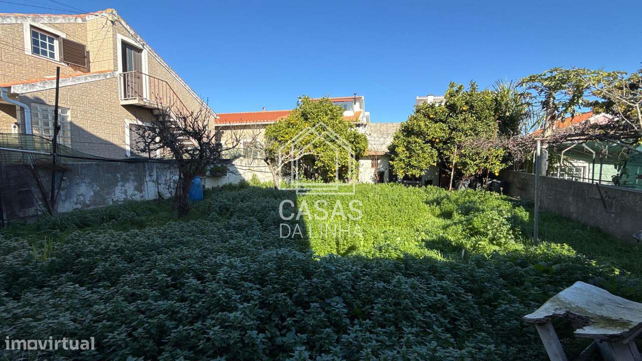 Moradia Independente T5 em Vila Fria - Porto Salvo-23