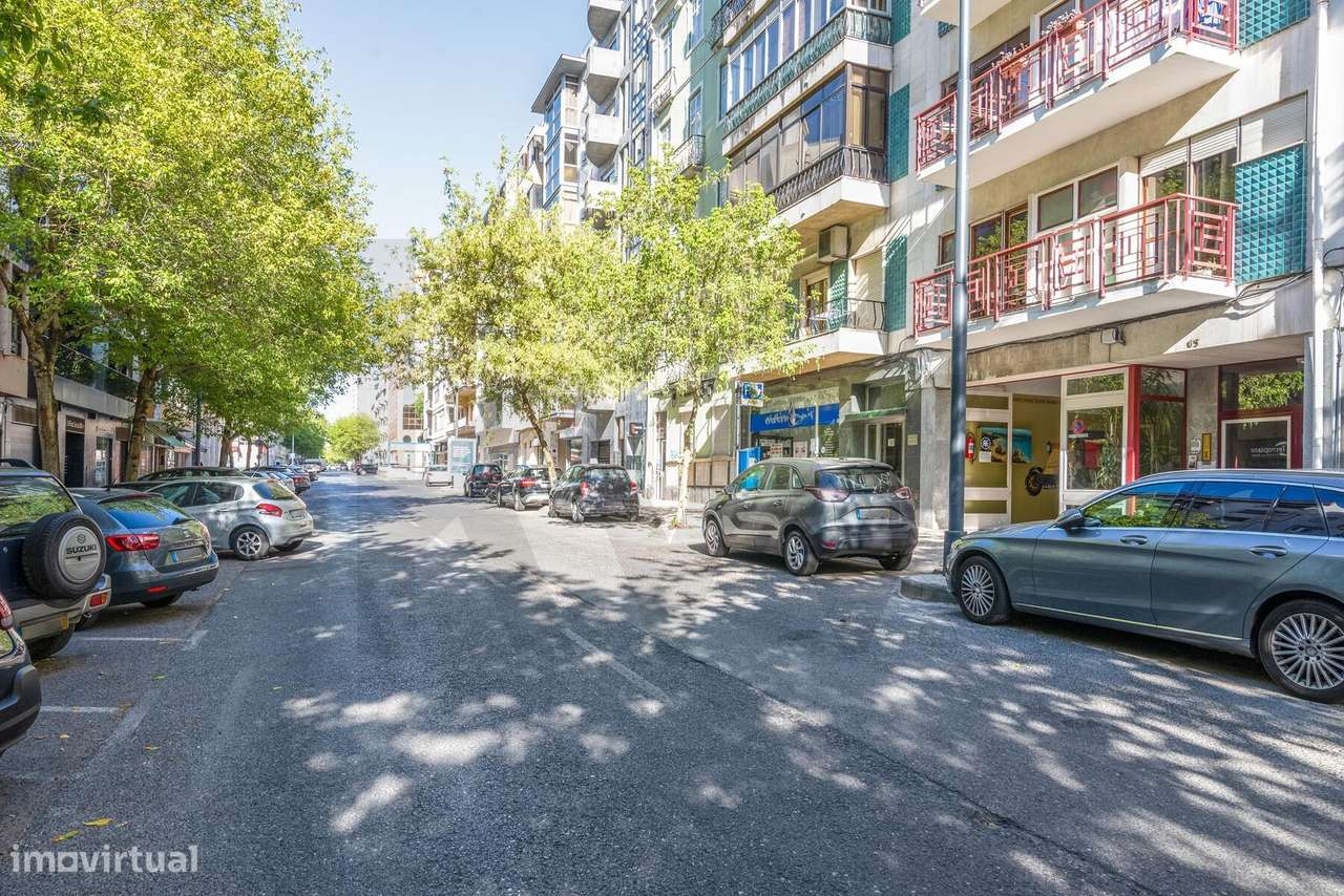 Espaço comercial amplo com 178 m2 - Grande imagem: 3/14