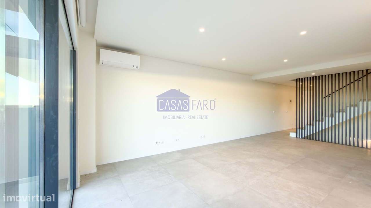 Moradia em banda V4 num empreendimento de Luxo, em Faro, Algarve-7