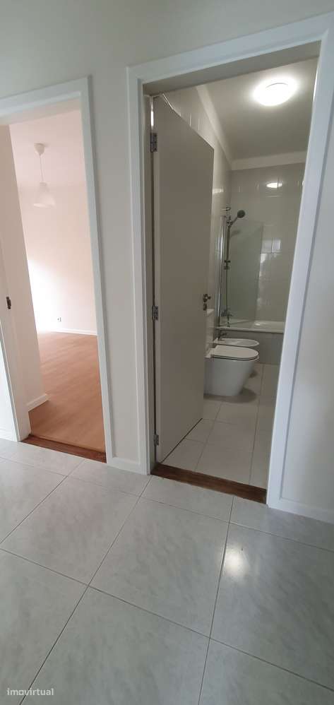 Apartamento T1 restaurado ,  Praia da Amorosa (Exp. Poente) - Grande imagem: 5/8