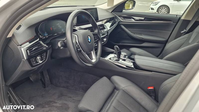 BMW Seria 5 530e iPerformance Aut. Sport Line - 18