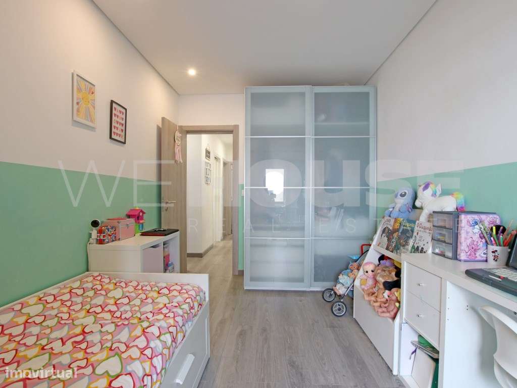 Apartamento T2 Renovado com Varanda - Excelente Localização ( Estaç...-7