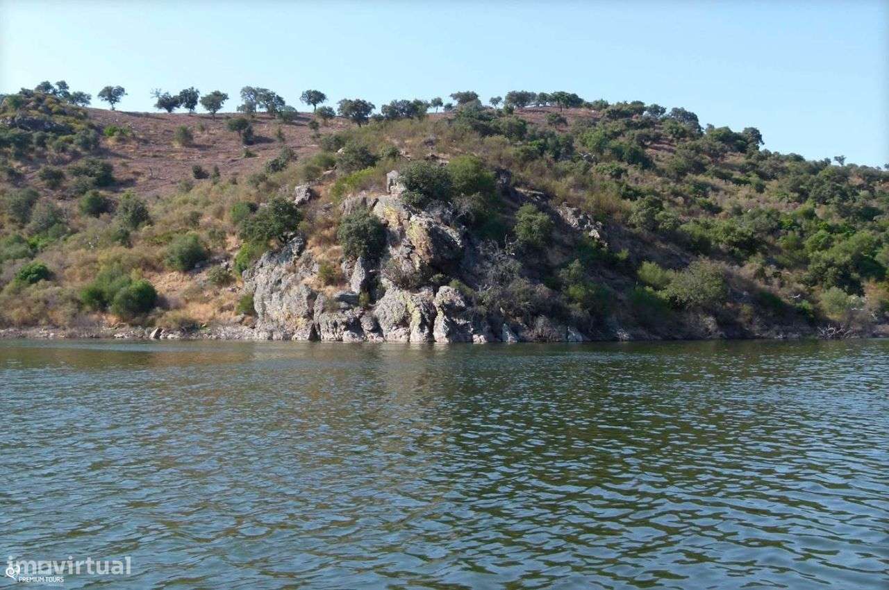 Alqueva - 3 Herdades confinantes 783 ha-1