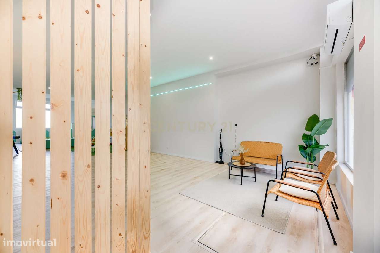 Oportunidade única para adquirir uma loja totalmente remodelada em Lis - Grande imagem: 5/23