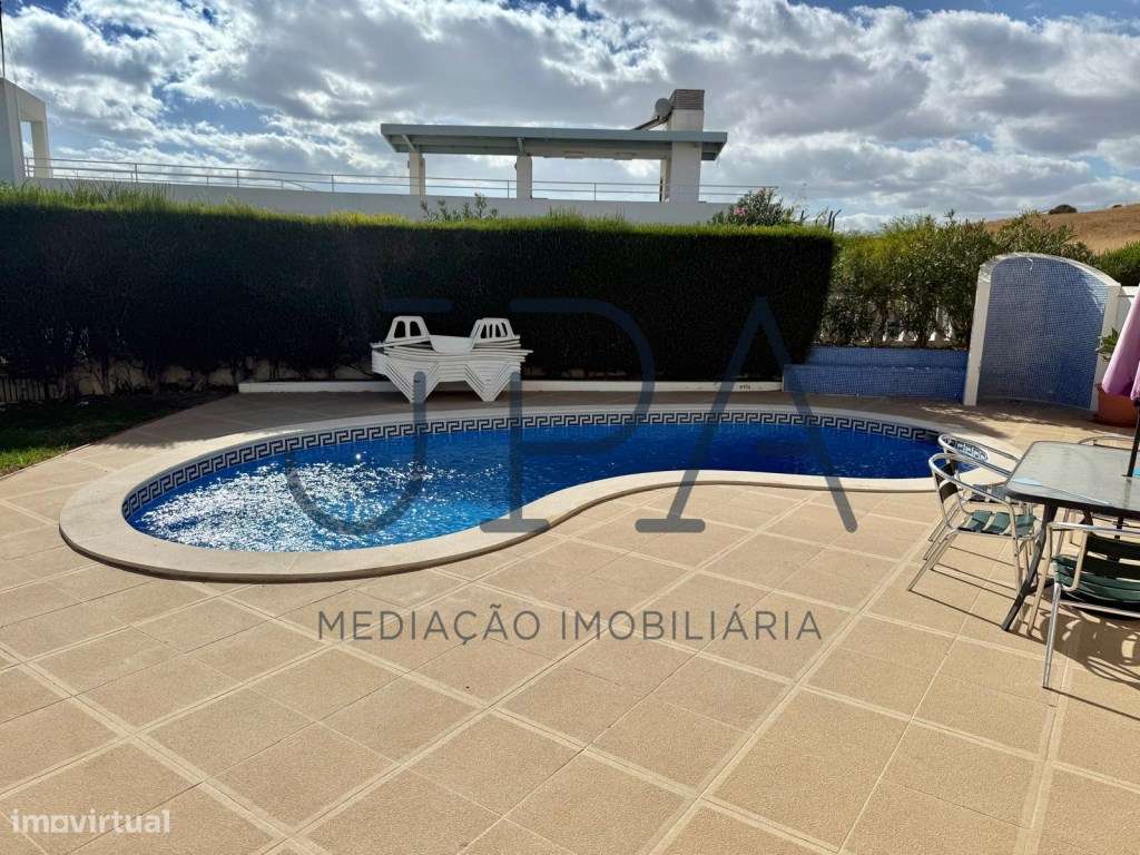 Moradia Isolada V4 +1 com Piscina e Garagem,Quinta do Sobral-44