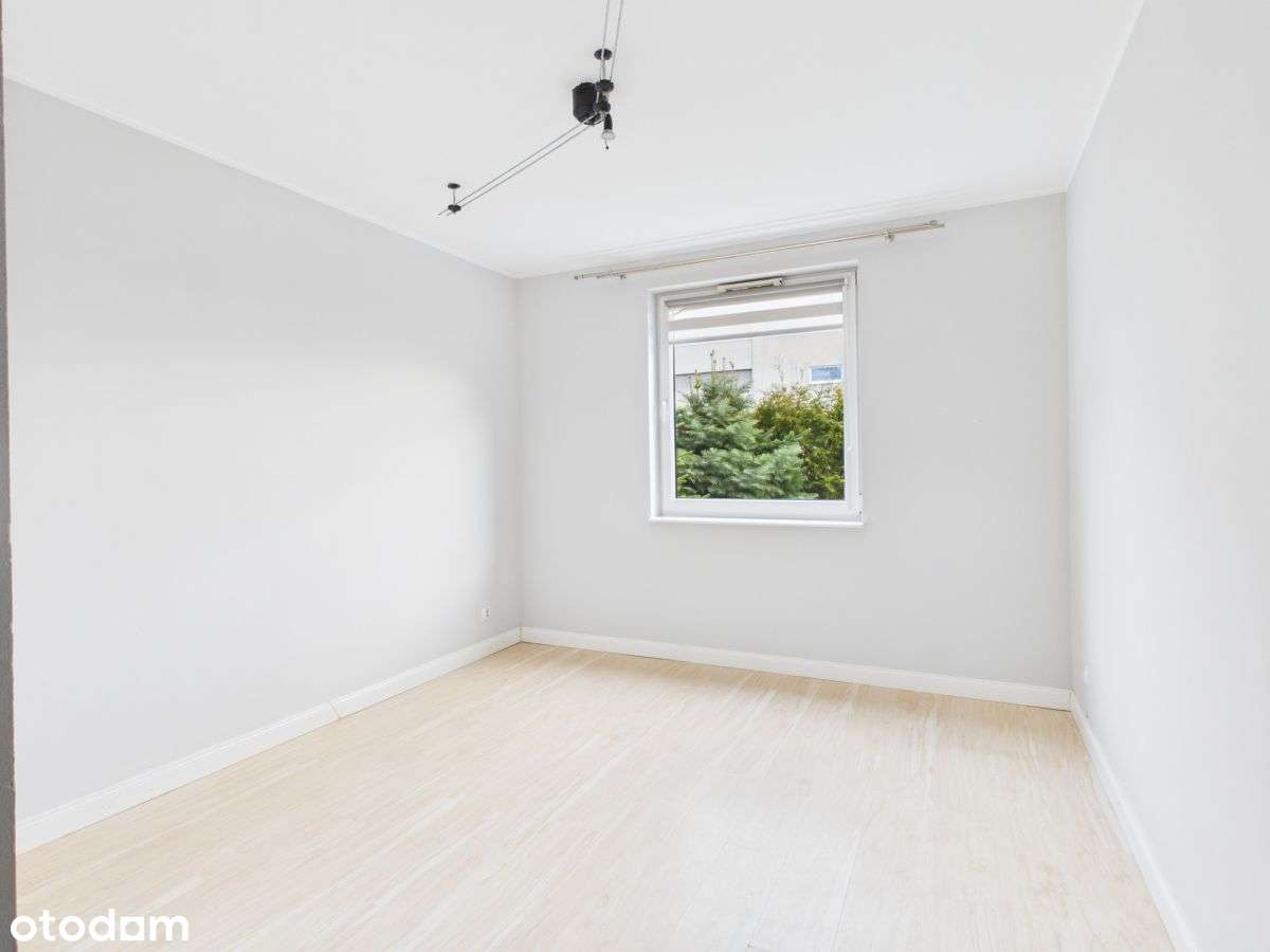 Nowoczesne M3 z ogrodem w spokojnej części Wejhero-7