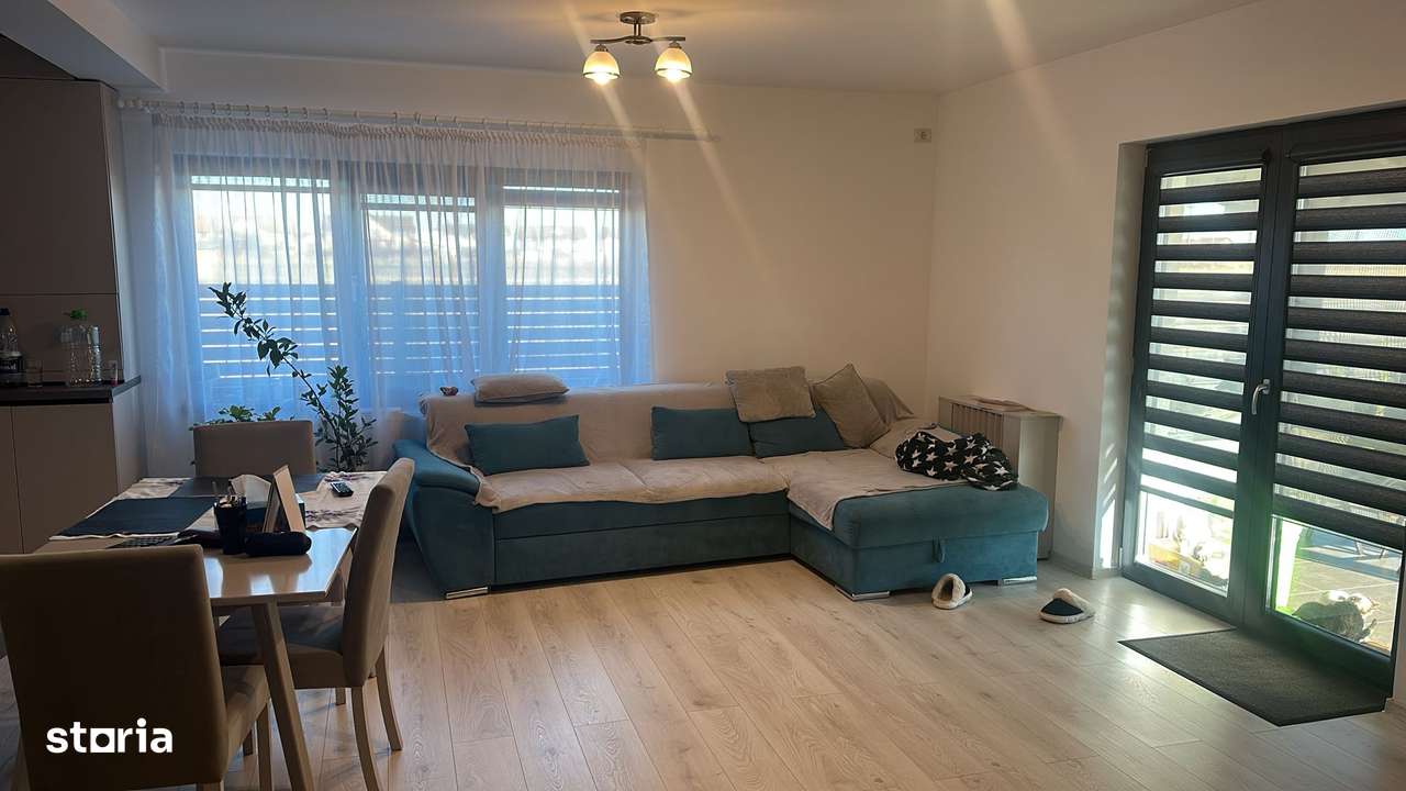 Casa pe parter situata în Bradu,lângă primărie - Imagine principală: 5/11