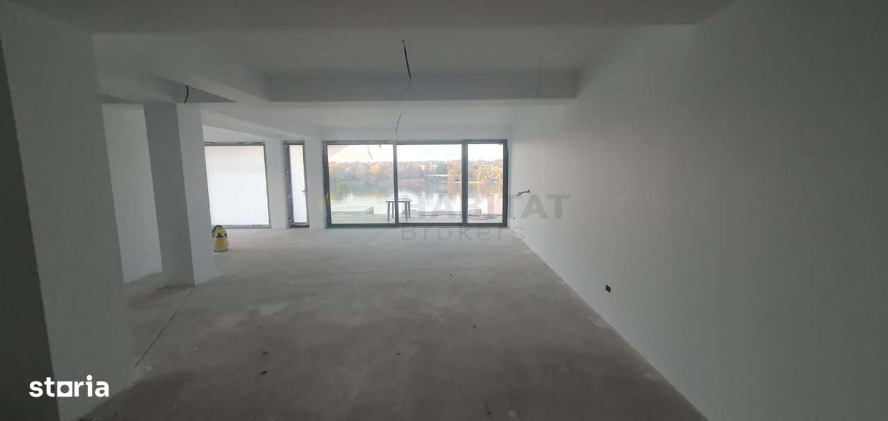 Vilă Spațioasă cu Vedere Superbă la Lac – Ghermănești Confort, Eleganț-3