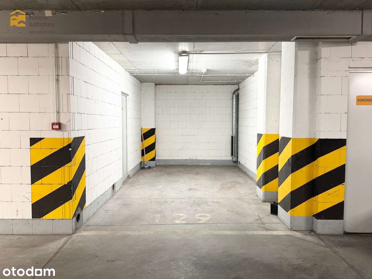 Miejsce postojowe w hali garażowej - Torre Verona - Dostępne od zaraz