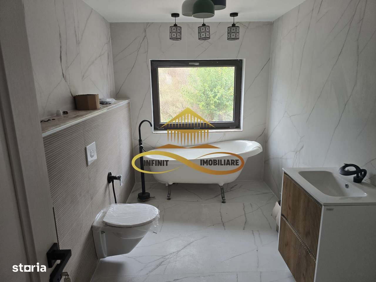 Casa/ VILA de vanzare in Margineni-12