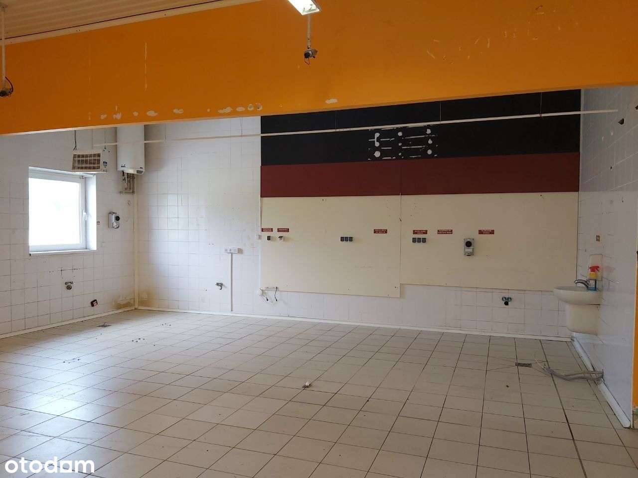 Jedlicze - wynajmę lokal handlowy/usługowy/magazyn - Pełny obrazek: 4/6