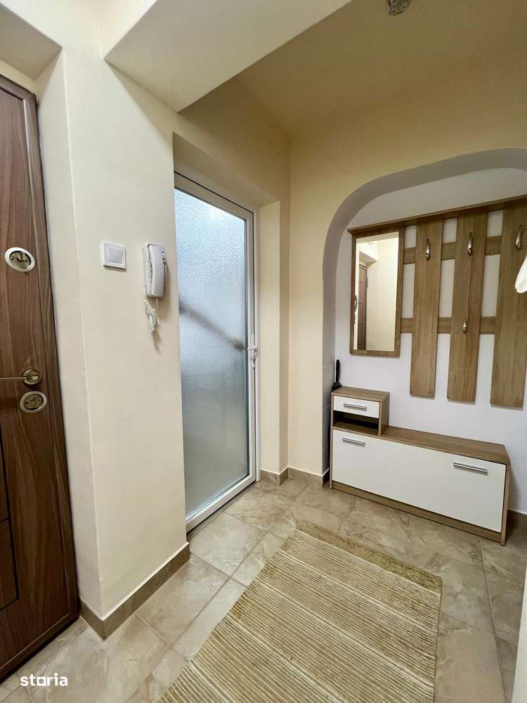 Apartament 2 camere 52mp mobilat utilat Sf.Vineri  62.000eur neg - Imagine principală: 4/15