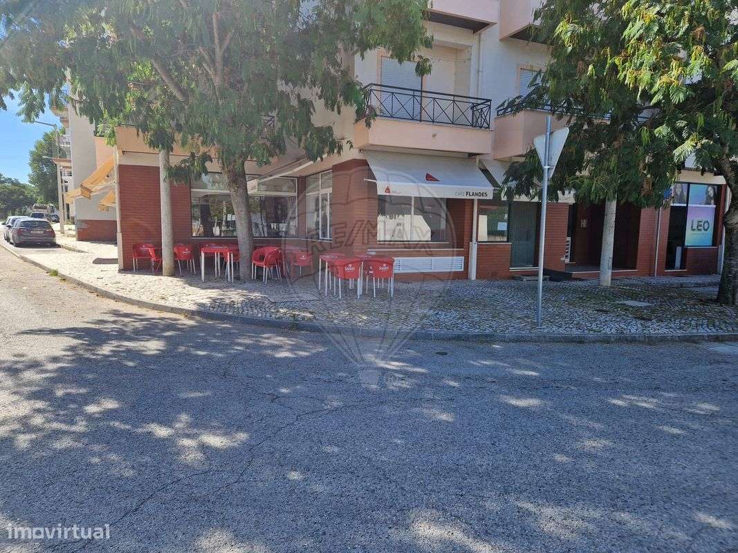 Trespasse T1 para venda - Grande imagem: 2/25