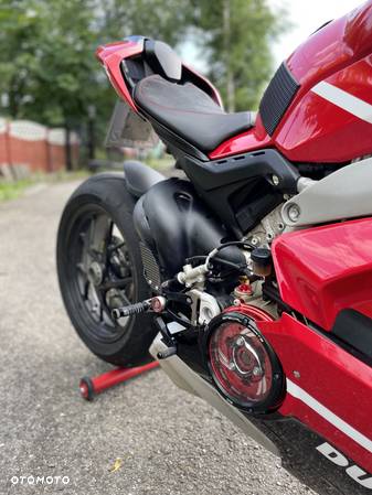 Ducati Panigale V4 - 4