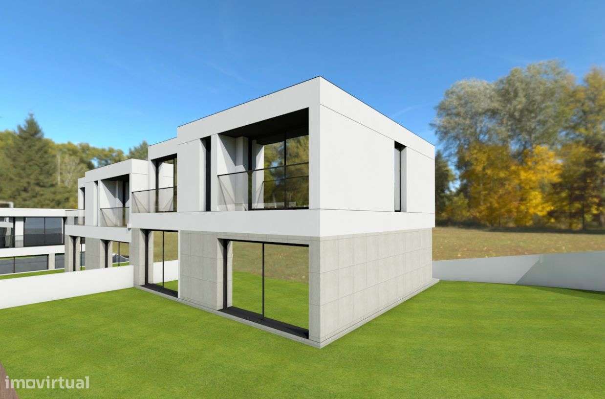 Lote c/ Projeto para 2 Moradias Geminadas - Grande imagem: 5/10