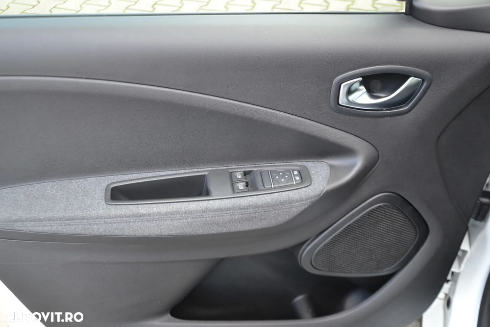 Renault Zoe Evolution Z.E 50 – R135 42260 km Baterie 52 kWh  An CIV 20 - 16