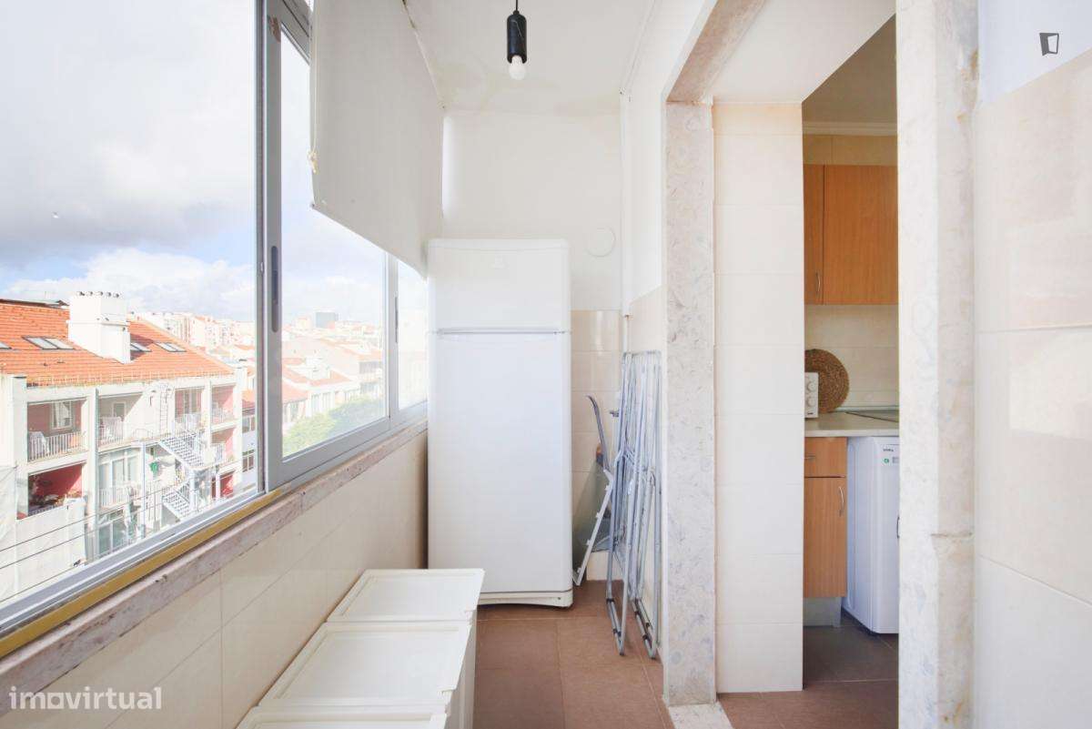 Quarto - localizado em Arroios Lisbon - Grande imagem: 5/15