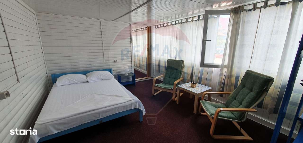 Pensiune de vânzare în Vama Veche – la doar 5 minute de plajă! - Imagine principală: 4/6