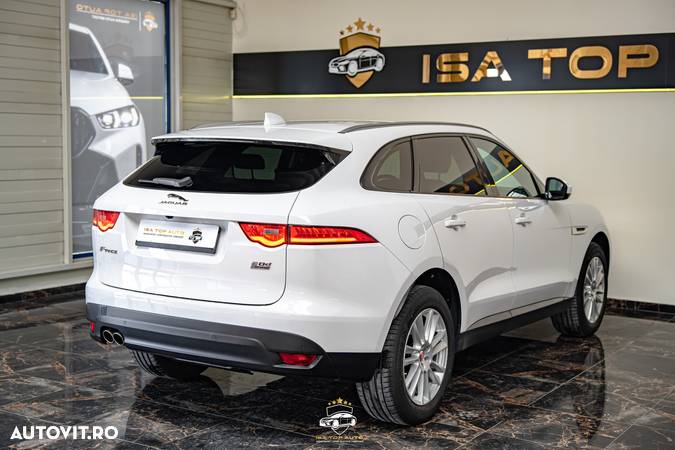 Jaguar F-Pace 20d RWD Pure - 24